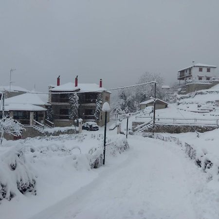 Village Inn Ano Khora Exterior foto